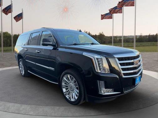 2018 Cadillac Escalade ESV Luxury
