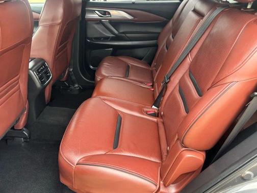 2018 Mazda CX-9 Signature