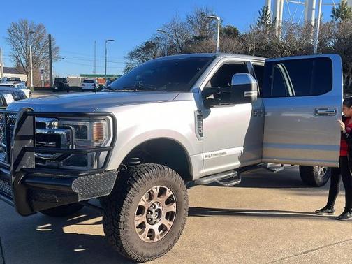 2022 Ford F-250 LARIAT