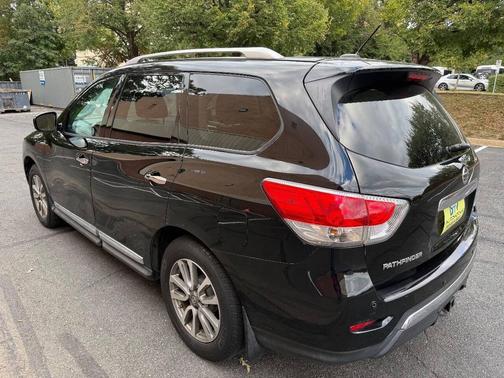 2014 Nissan Pathfinder SL
