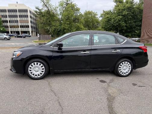 Super Black 2017 Nissan Sentra SV