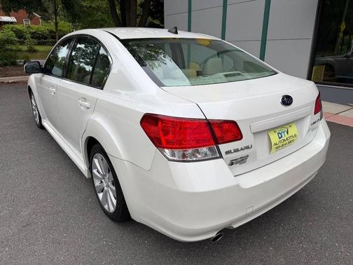Satin White Pearl 2011 Subaru Legacy Limited