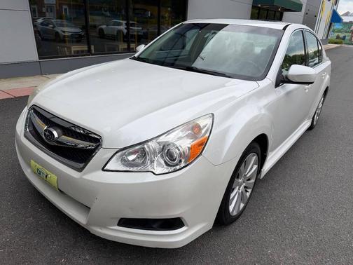 Satin White Pearl 2011 Subaru Legacy Limited