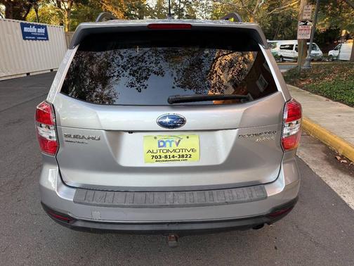 2014 Subaru Forester 2.5i Touring
