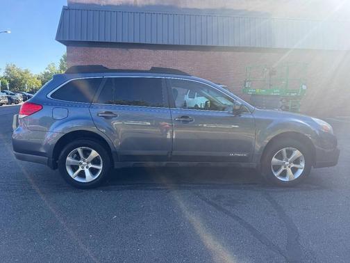 Twighlight Blue Metallic 2013 Subaru Outback 2.5i Limited