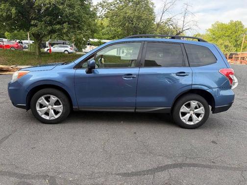Quartz Blue Pearl 2015 Subaru Forester 2.5i Premium