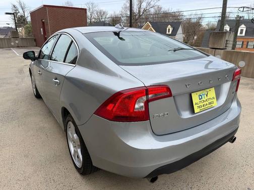 2013 Volvo S60 T5 Premier