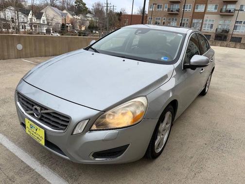 2013 Volvo S60 T5 Premier