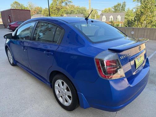 2010 Nissan Sentra 2.0 SR