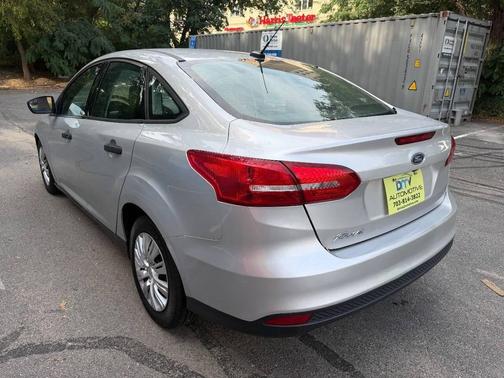 Shadow Black 2017 Ford Focus SE