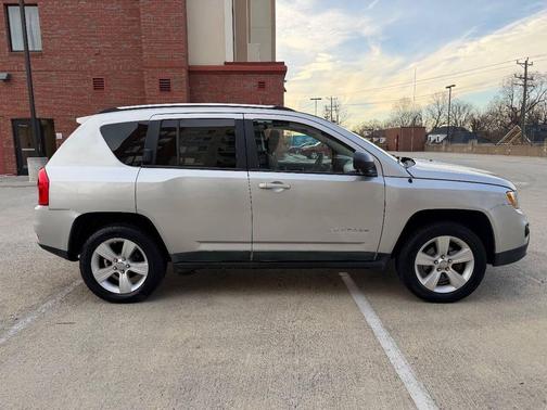 2011 Jeep Compass Sport