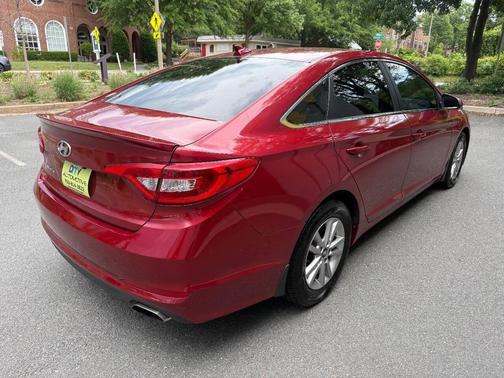 Venetian Red 2016 Hyundai SONATA SE