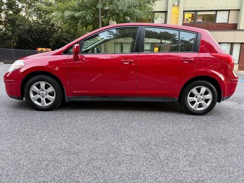 2009 Nissan Versa 1.8 SL