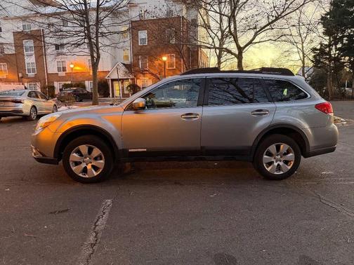 2011 Subaru Outback 2.5 i Premium