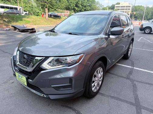 Gun Metallic 2018 Nissan Rogue S