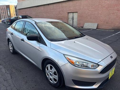 2016 Ford Focus S