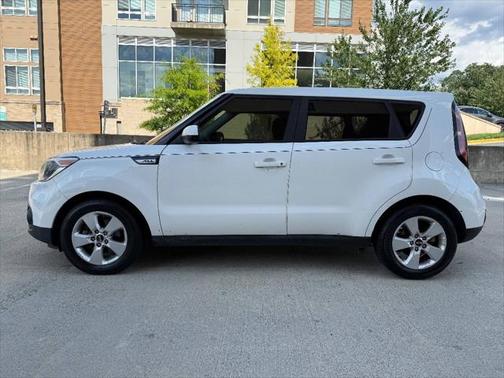 2017 Kia Soul Base