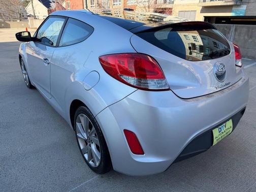 2017 Hyundai Veloster Value Edition