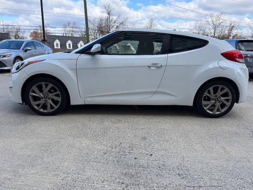 2017 Hyundai Veloster Value Edition