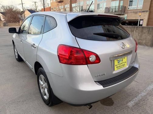 2012 Nissan Rogue S