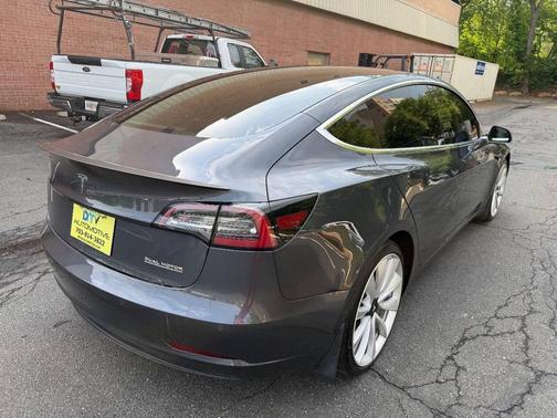 Gray 2018 Tesla Model 3 Long Range
