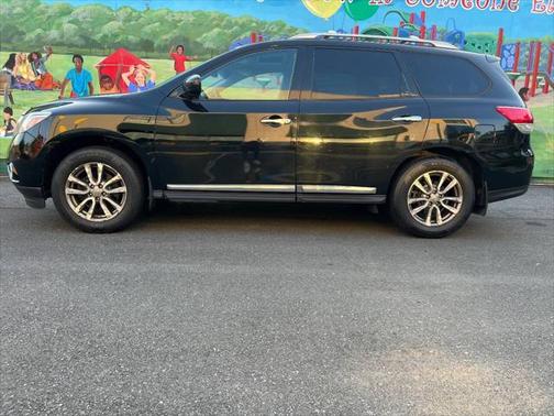 2013 Nissan Pathfinder SL