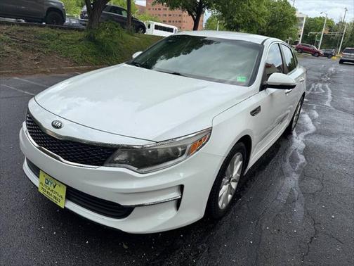 2017 Kia Optima LX
