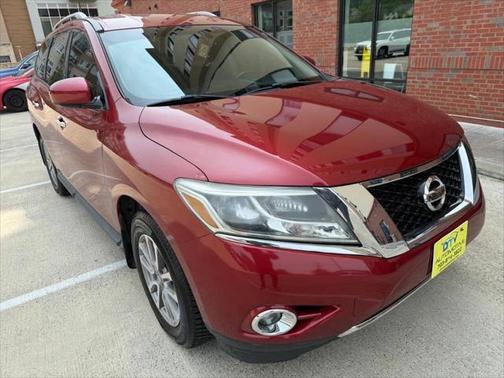 2015 Nissan Pathfinder SV