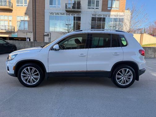 2016 Volkswagen Tiguan SE