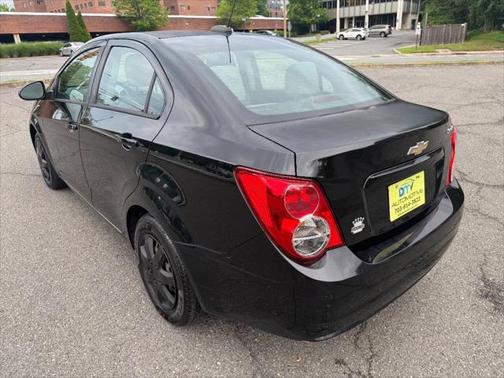 2016 Chevrolet Sonic LS