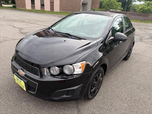 2016 Chevrolet Sonic LS