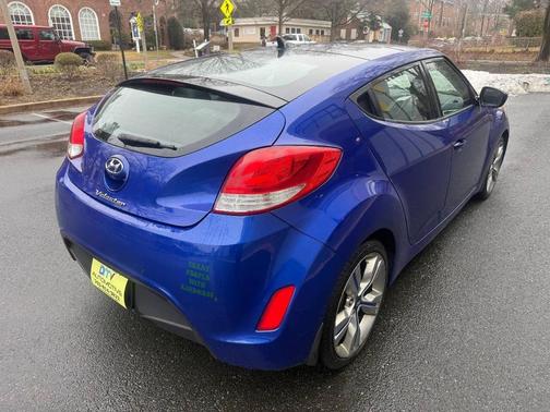 2012 Hyundai Veloster Base