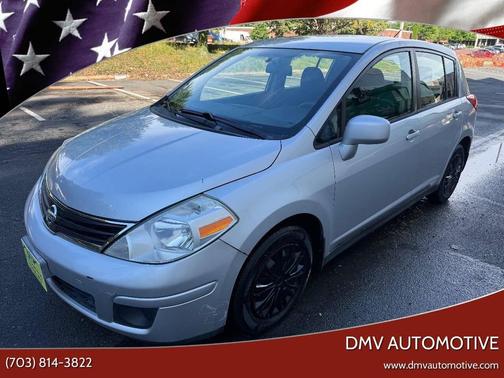 Brilliant Silver Metallic 2012 Nissan Versa 1.8 S