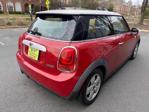2015 MINI Hardtop Cooper