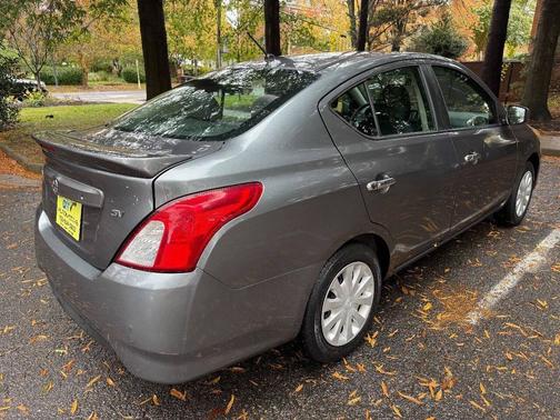 2017 Nissan Versa 1.6 SV