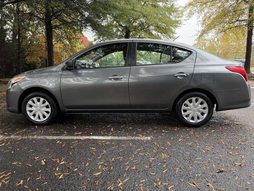 2017 Nissan Versa 1.6 SV