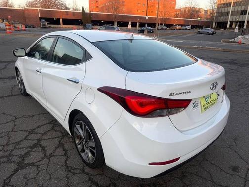 2016 Hyundai ELANTRA Limited