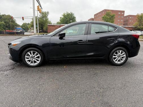 2017 Mazda Mazda3 Sport