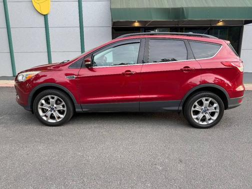 Ruby Red Tinted Clearcoat 2013 Ford Escape SEL