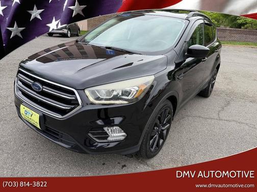 Ruby Red Metallic Tinted Clearcoat 2017 Ford Escape SE