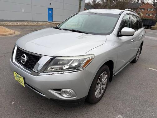 2014 Nissan Pathfinder SV
