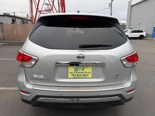 2014 Nissan Pathfinder SV