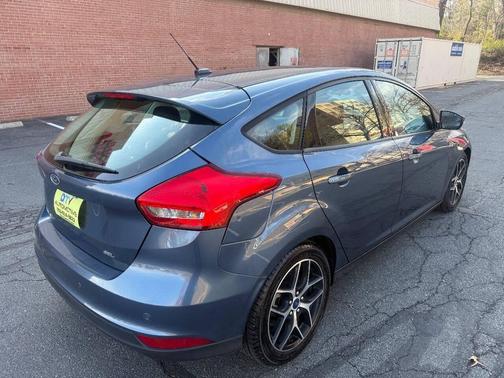 Blue 2018 Ford Focus SEL