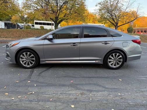 2015 Hyundai SONATA Sport