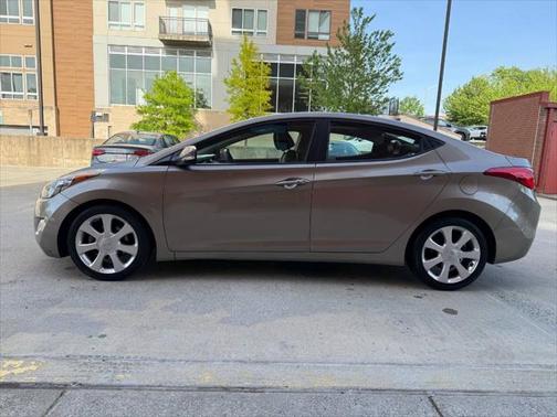 2013 Hyundai ELANTRA Limited