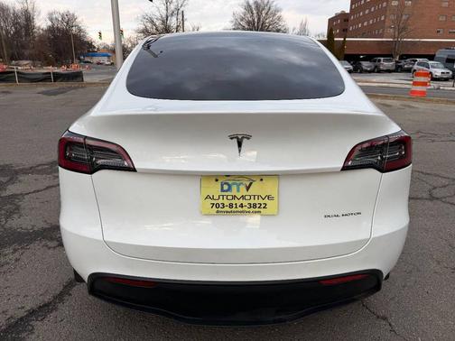 2023 Tesla Model Y Long Range Dual Motor All-Wheel Drive