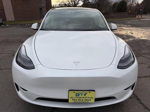 2023 Tesla Model Y Long Range Dual Motor All-Wheel Drive