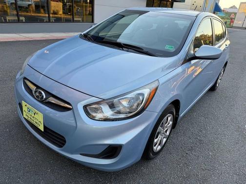 2013 Hyundai Accent GS