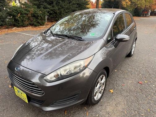 2015 Ford Fiesta SE