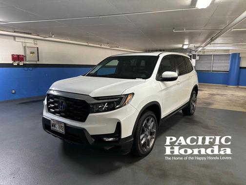 Platinum White Pearl 2023 Honda Passport EX-L